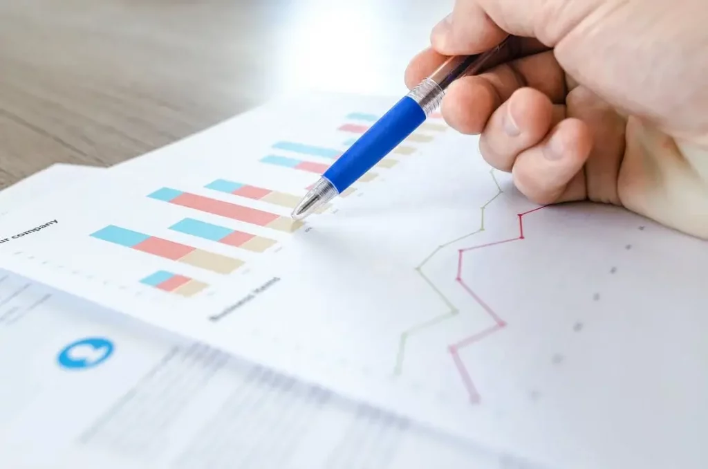 analyze competitors