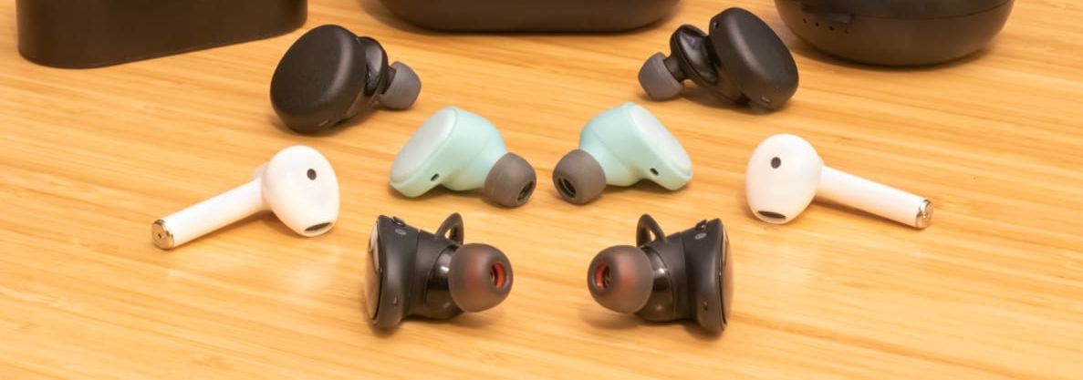 Wireless earbuds